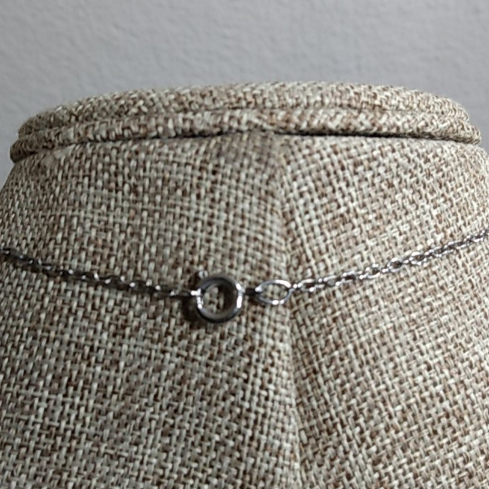 Tooth Style Necklace - Picture 4 of 4